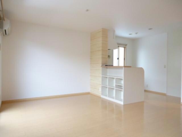 オーシャンヴューA 　A棟の物件内観写真