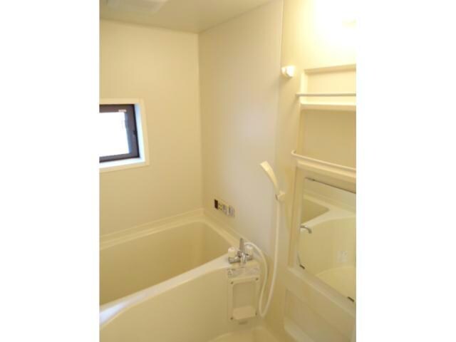 オーシャンヴューA 　A棟の物件内観写真