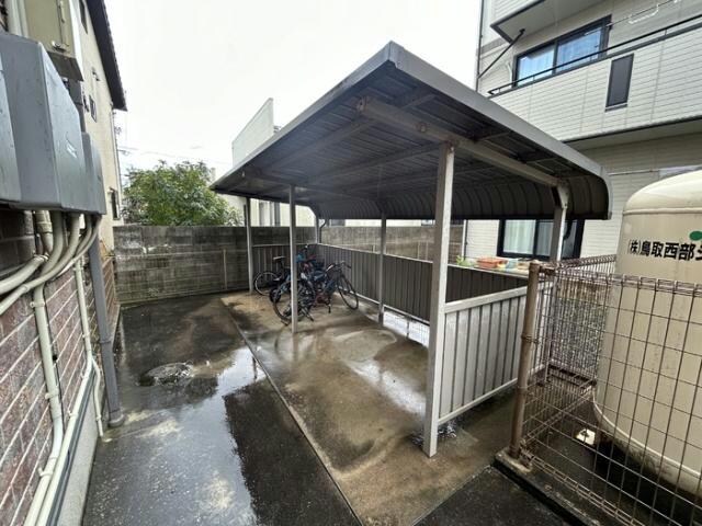 オーシャンヴューA 　A棟の物件外観写真