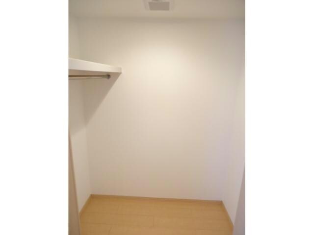 オーシャンヴューA 　A棟の物件内観写真