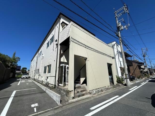 ベルトピア岩倉の物件外観写真