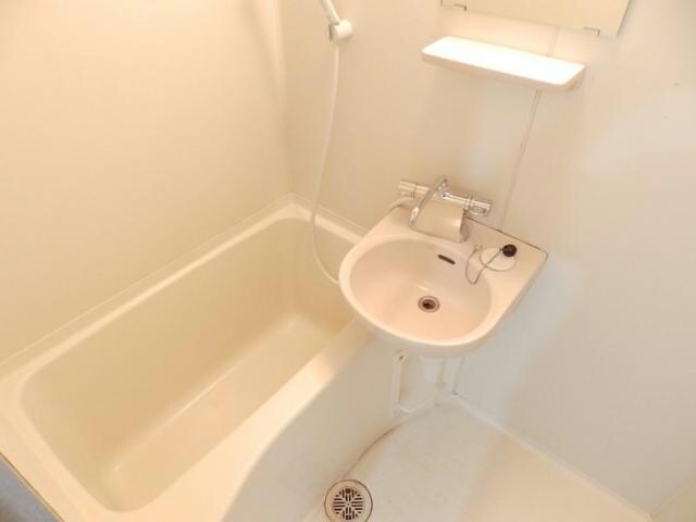 ベルトピア岩倉の物件内観写真