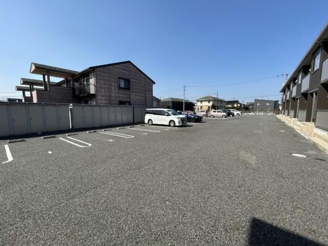 ライブコート　B棟の物件外観写真