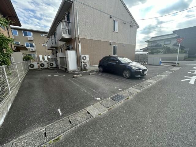 ラフィネ新開の物件外観写真