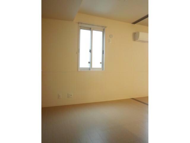 ラフィネ新開の物件内観写真