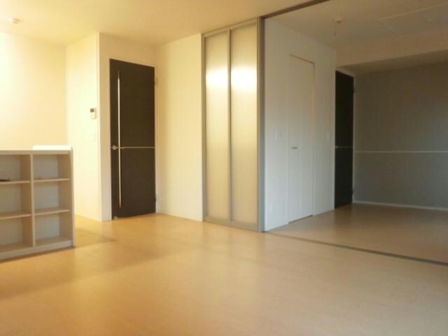 ラフィネ新開の物件内観写真