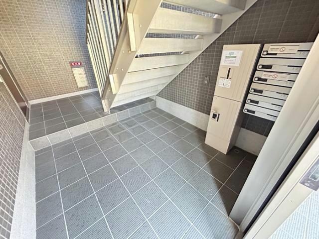 セジュールオッツ目久美の物件外観写真