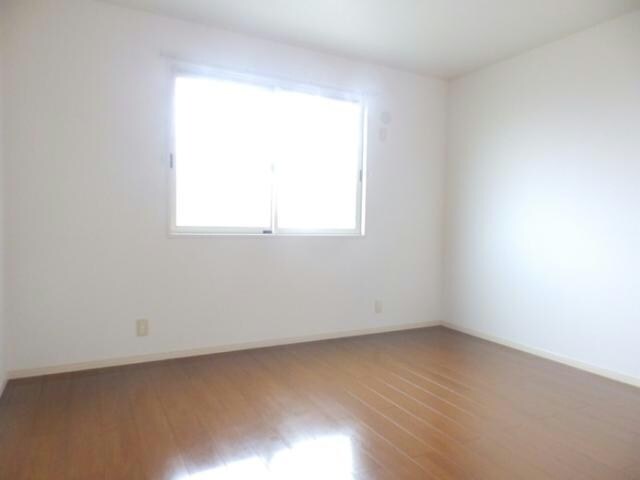 プリムヴェールの物件内観写真