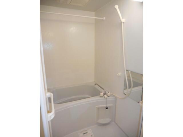 シャンポールAの物件内観写真