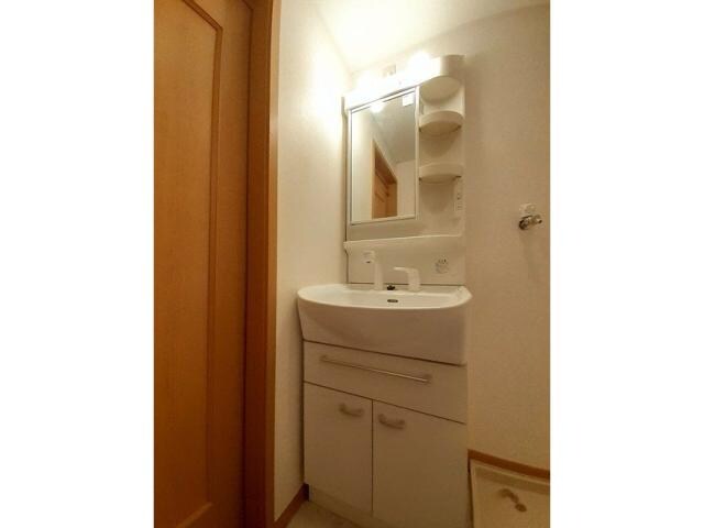 シャンポールAの物件内観写真