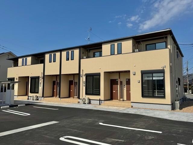 ヒカルサ境港外江町イーストⅡの物件外観写真