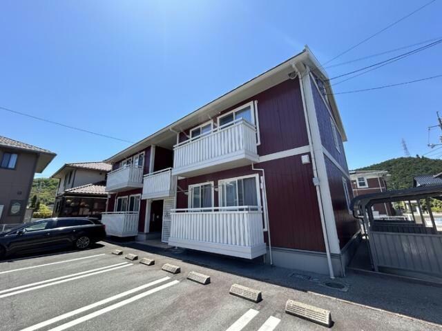 クレセント北峰Aの物件外観写真