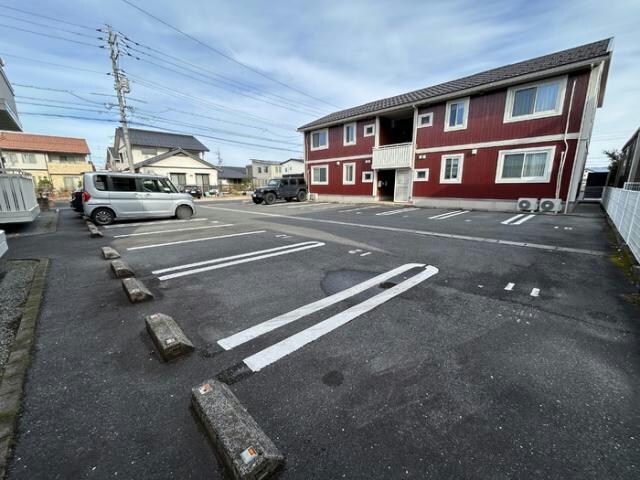 クレセント北峰Aの物件外観写真