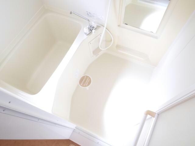 クレセント北峰Aの物件内観写真