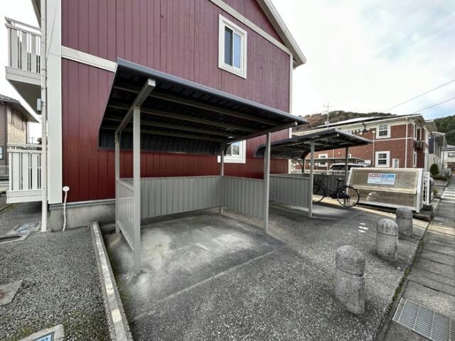 クレセント北峰Aの物件外観写真