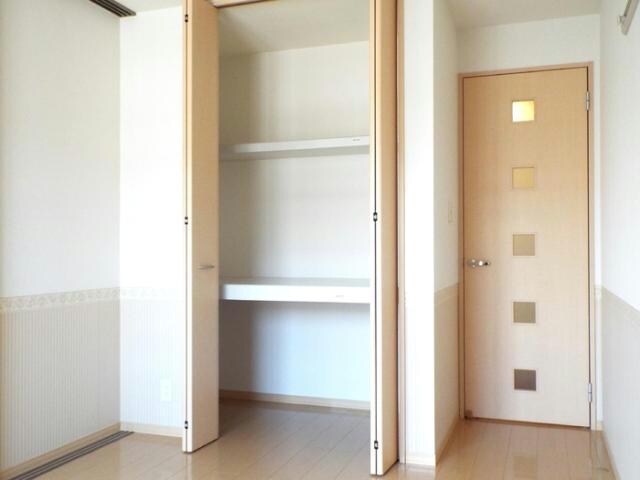 クレセント北峰Aの物件内観写真