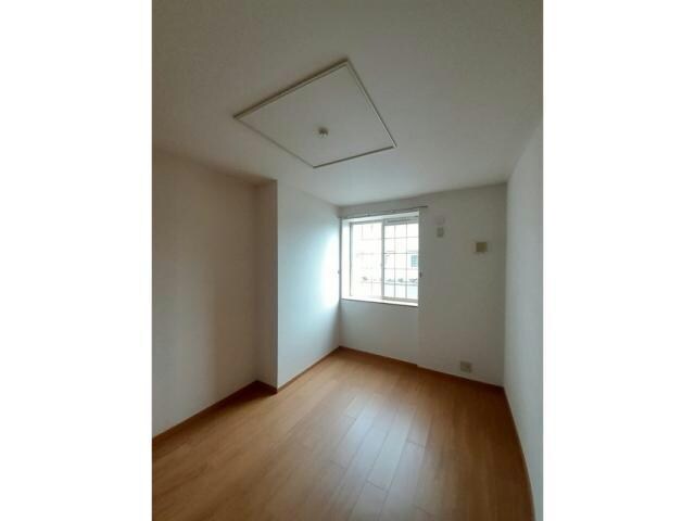 ニュー・レジデンスCの物件内観写真