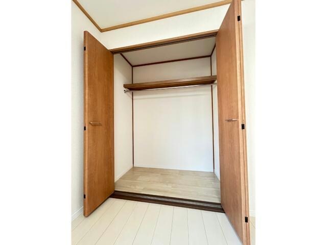 サン・ルミエール D棟の物件内観写真