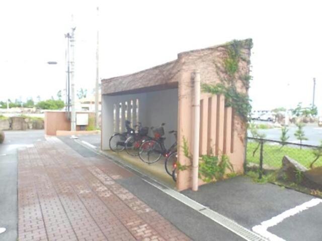 フジパレス新開の物件外観写真