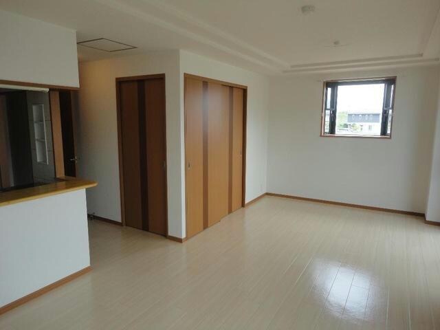 ディベルティ観音寺新町の物件内観写真