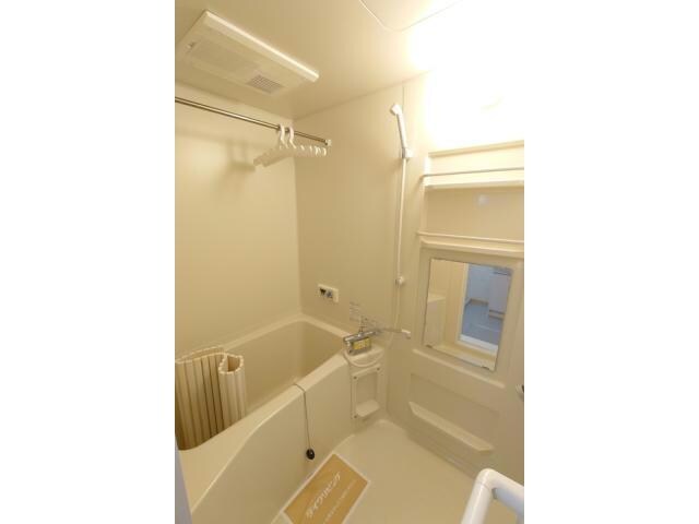 グランシャリオ新開の物件内観写真