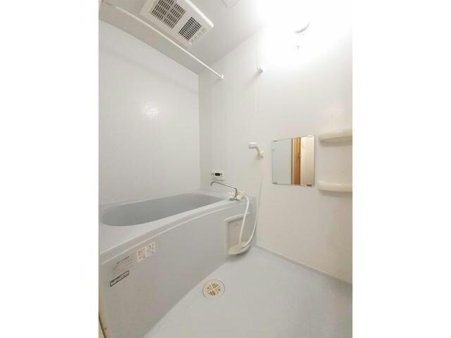 フィオーレ・Bの物件内観写真