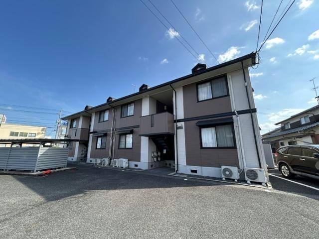 ファミールの物件外観写真