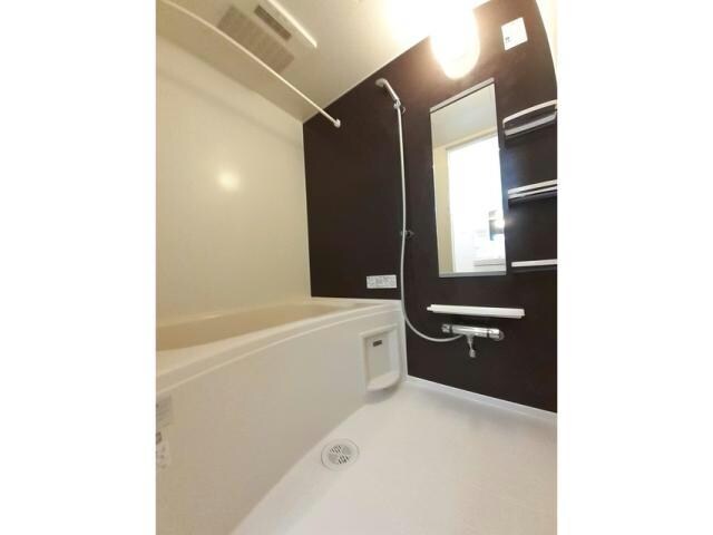 エレガントヴィエⅧの物件内観写真