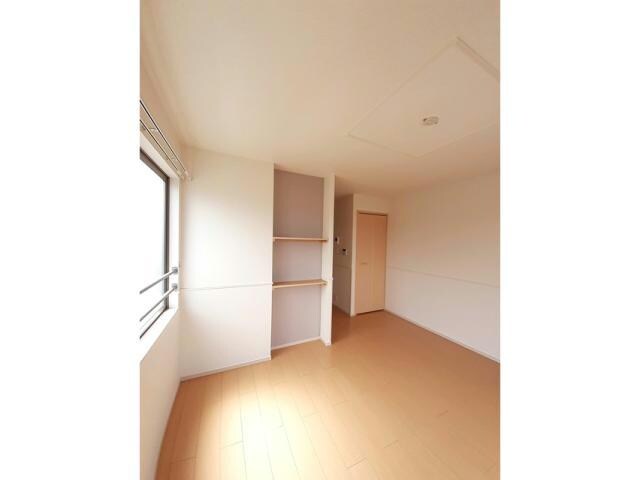 エレガントヴィエⅧの物件内観写真