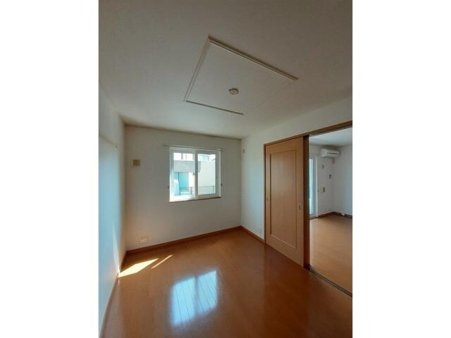 パインコーン　1番館の物件内観写真