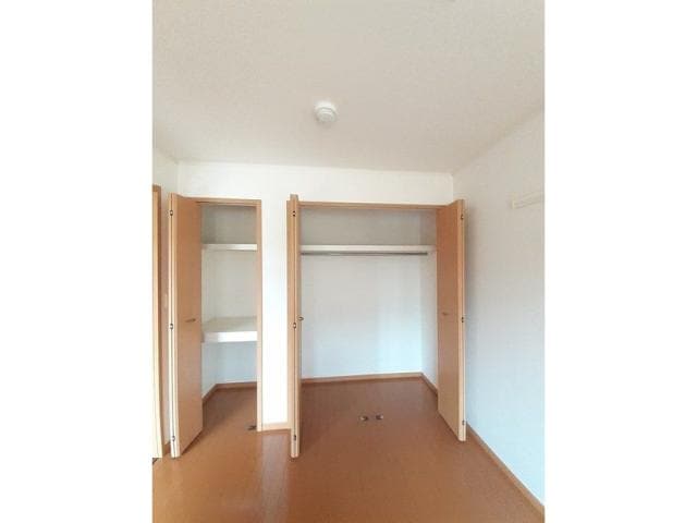 パインコーン　1番館の物件内観写真