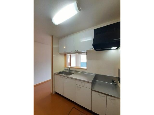 パインコーン　1番館の物件内観写真