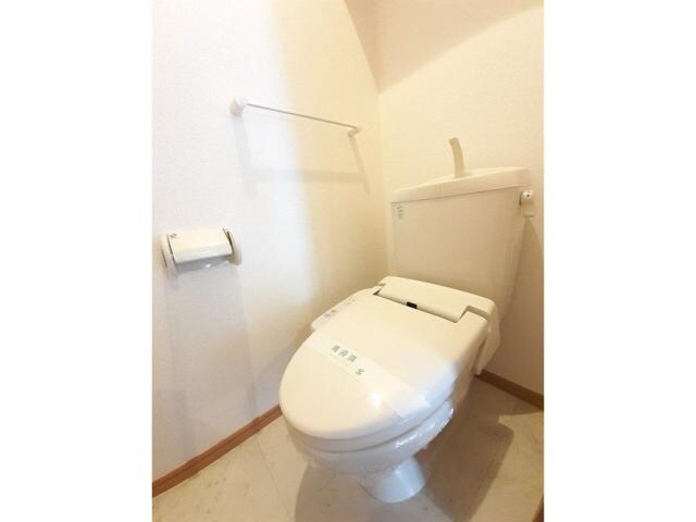 パインコーン　1番館の物件内観写真