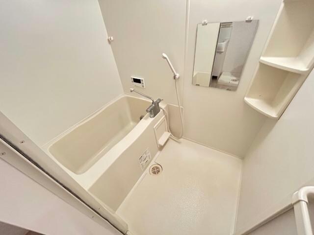 サウスグラースの物件内観写真