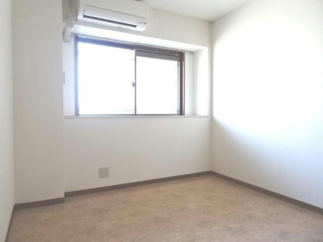 リバーコートの物件内観写真