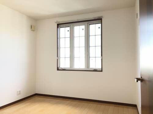 メゾン・ラ・パヴィエ　B棟の物件内観写真