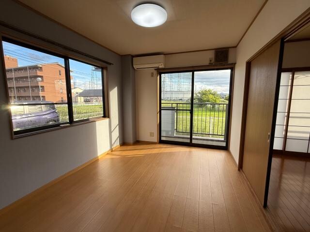 セゾン・デ・ファミールの物件内観写真