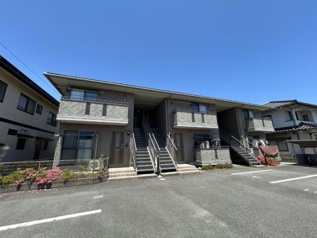 ファミールSの物件外観写真