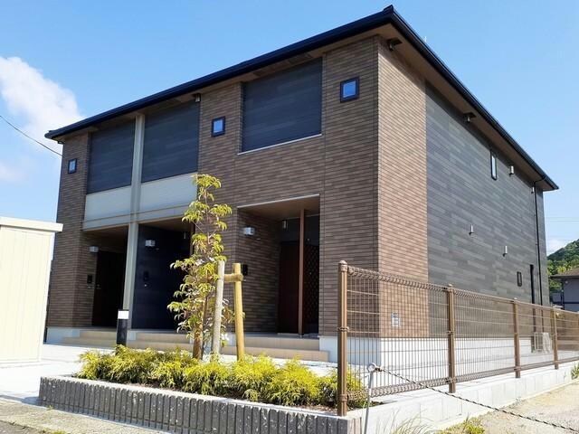 シャルム・ミキャの物件外観写真