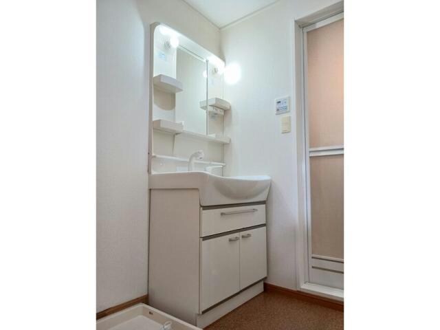 アルマーニ　Ⅳの物件内観写真