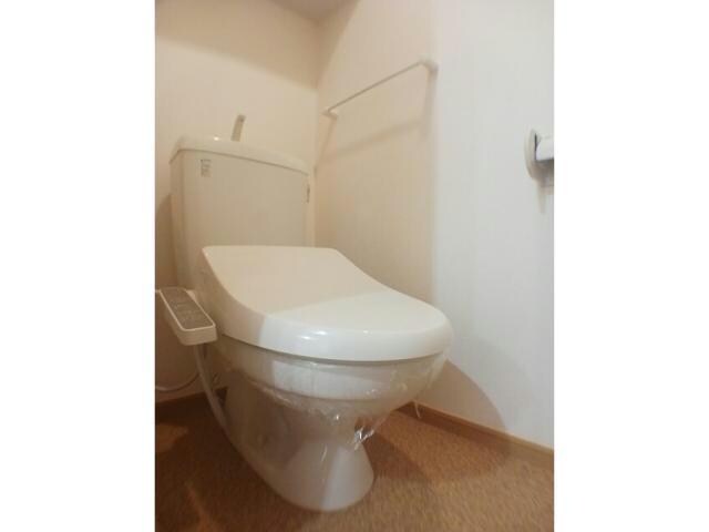 アルマーニ　Ⅳの物件内観写真