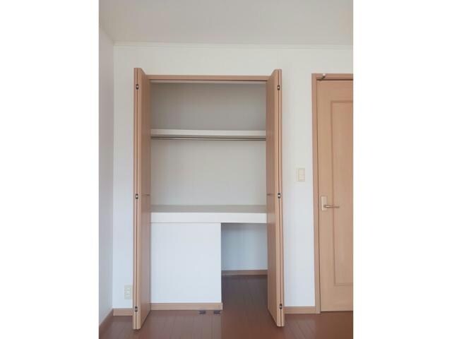 アルマーニ　Ⅳの物件内観写真