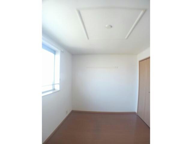 アルマーニ　Ⅳの物件内観写真