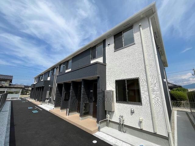 メルヴェールの物件外観写真