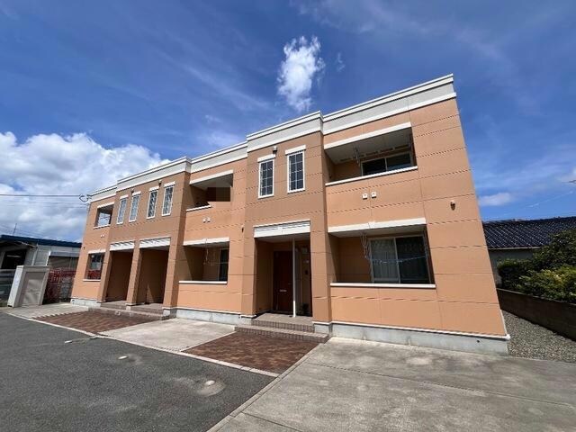 ルミナスの物件外観写真