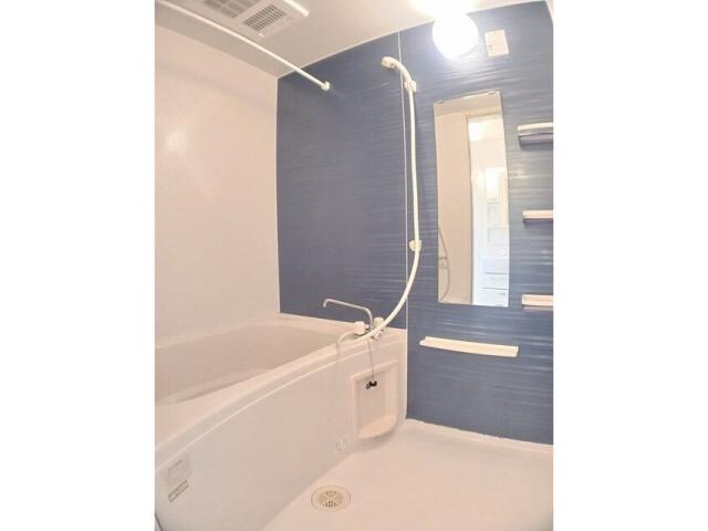 ヌーベル　ピアッツァⅡの物件内観写真