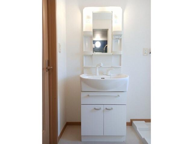 ヌーベル　ピアッツァⅡの物件内観写真