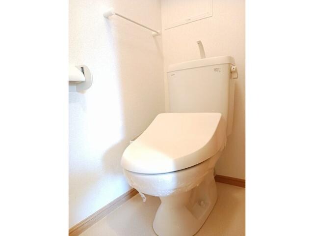 ヌーベル　ピアッツァⅡの物件内観写真