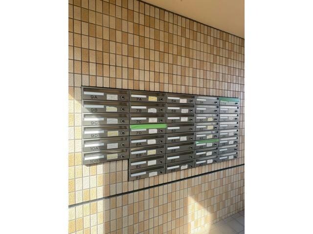 プレゼンスの物件外観写真