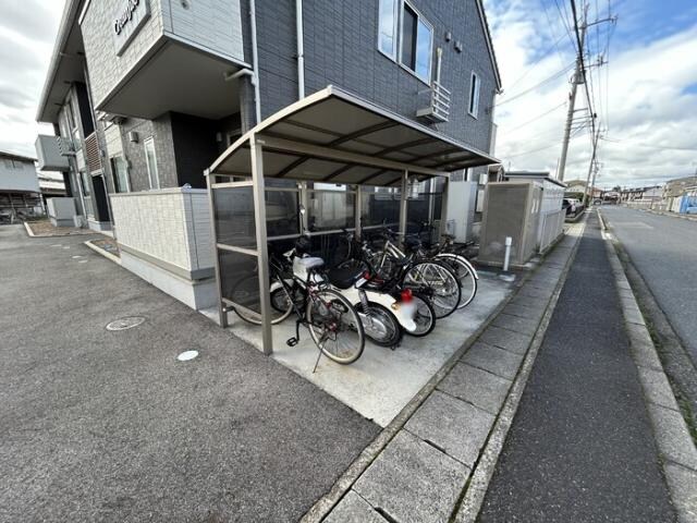 Creanjue（クレアンジュ）の物件外観写真